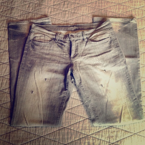 ❌SOLD❌Victoria's Secret London Jean Distress Boot