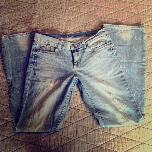❌SOLD❌Victoria's Secret London Jean Distress Boot
