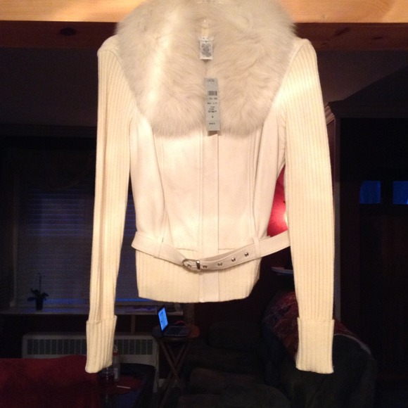 Cache White Sweater Jacket - Picture 1 of 3