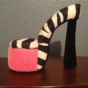 Zebra high heel earring/ring holder!