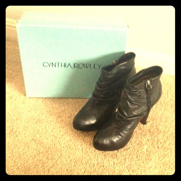 RESERVED!!! Cynthia Rowley black leather booties