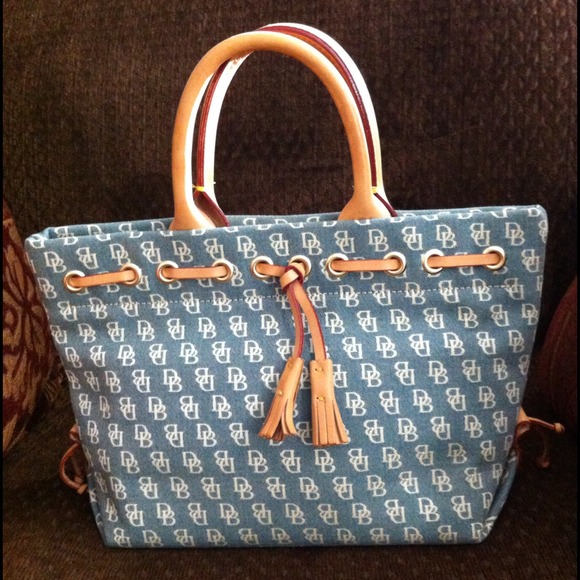 Authentic Dooney & Bourke Handbag