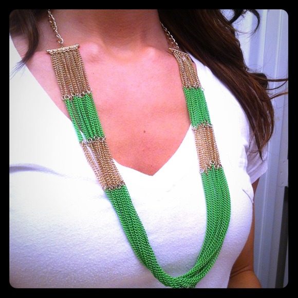 Green and gold necklace