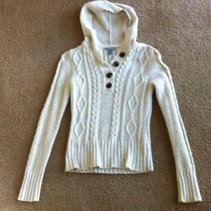 Delia's size S beige knit sweater