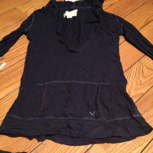 Long sleeve hooded shirt