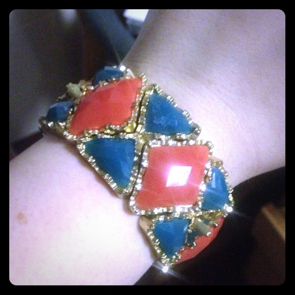 Bracelet