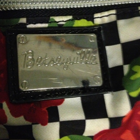Authentic Betsy Johnson satchel - Picture 3 of 3