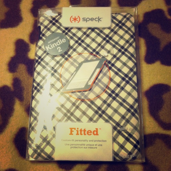 Fitted Kindle 2 Speck case