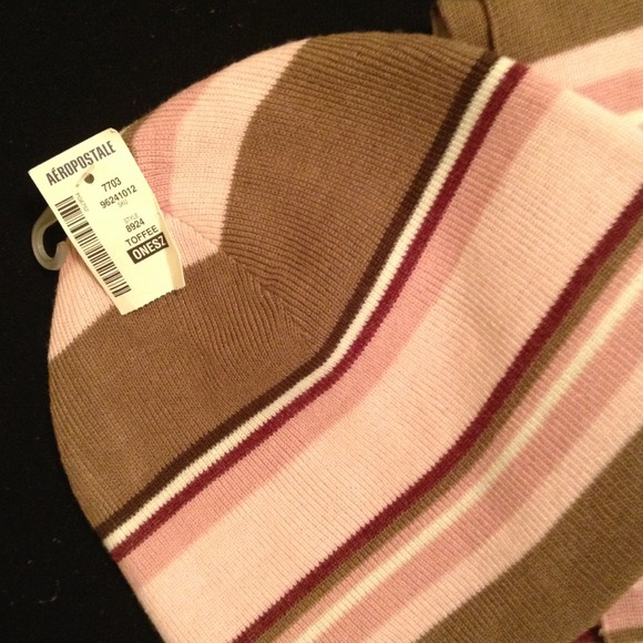 🚫SOLD @cwilson Aeropostale hat and scarf set - Picture 2 of 4