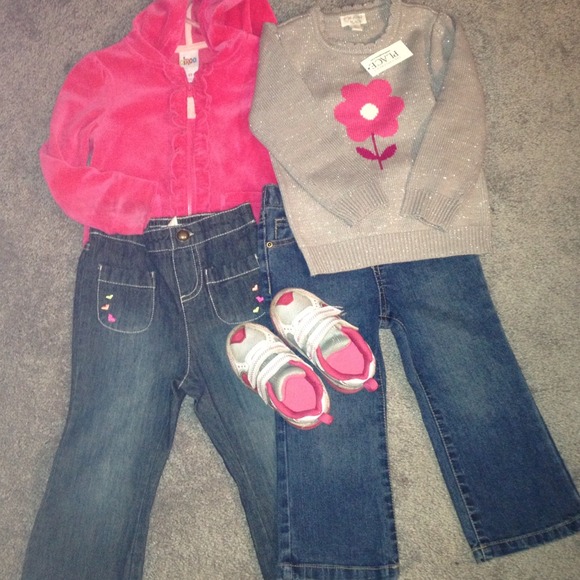 🌺sold🌺3t girls bundle