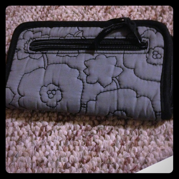 Grey quilted poppy wallet