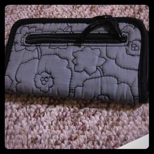 Grey quilted poppy wallet