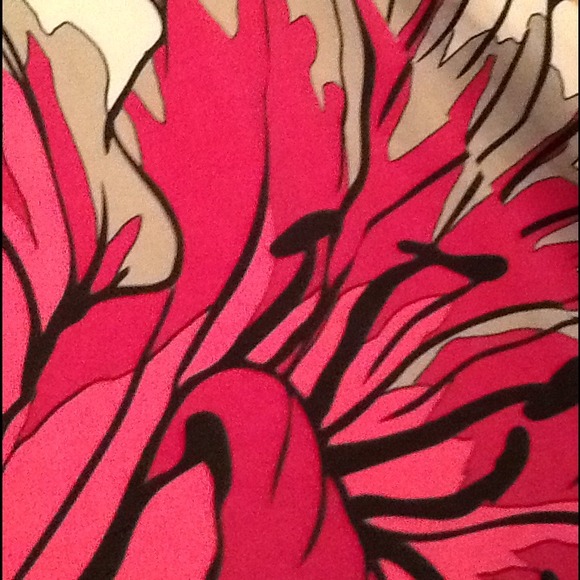 Classique pleated bodice mini dress - Picture 4 of 4