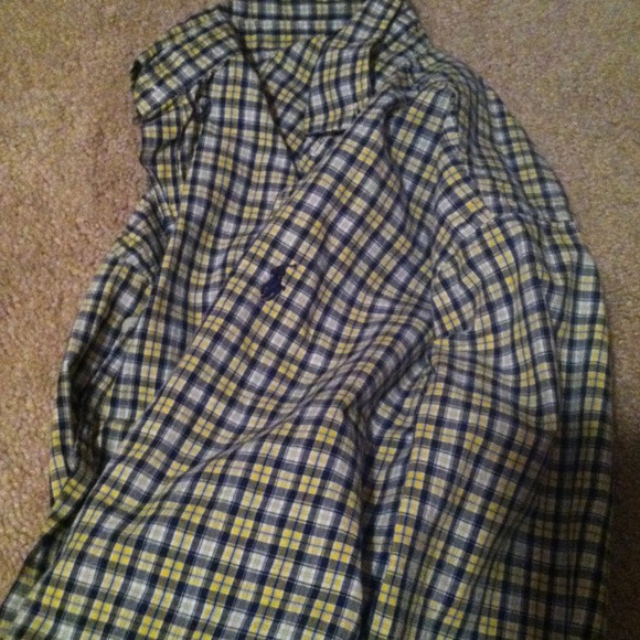 Size 16/ 18 kids Large polo button up