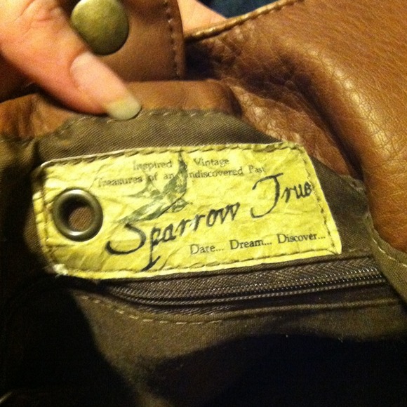 đź’‹Tradedđź’‹Brown sparrow true purse - Picture 3 of 4