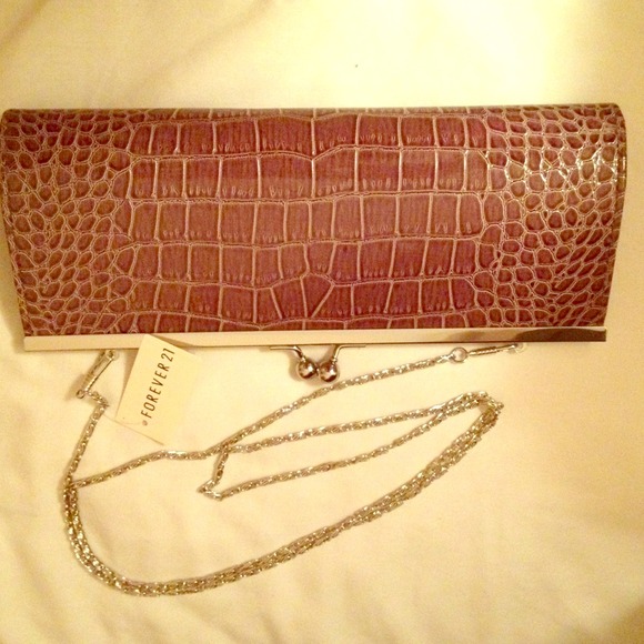 Sold!!! Reduced!!! Forever 21 clutch/crossbody