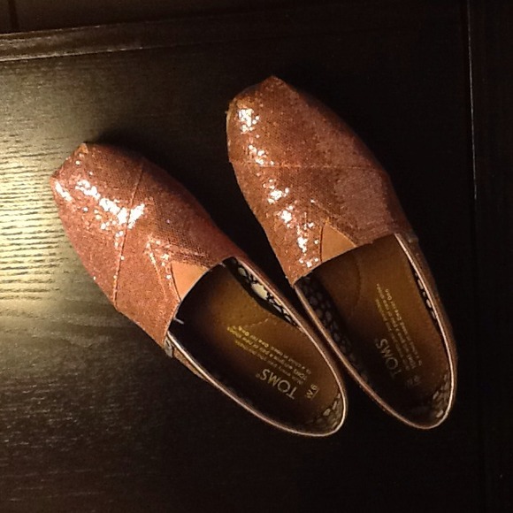 TOMS Shoes - Glitter PINK Toms