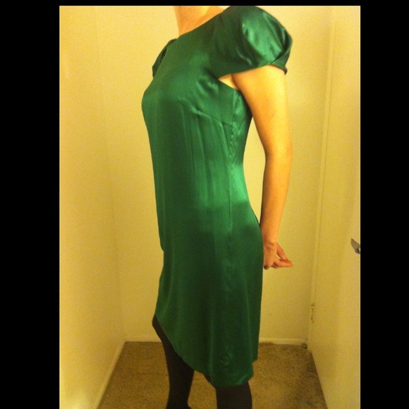 Banana Republic Green Silk Dress! - Picture 2 of 4