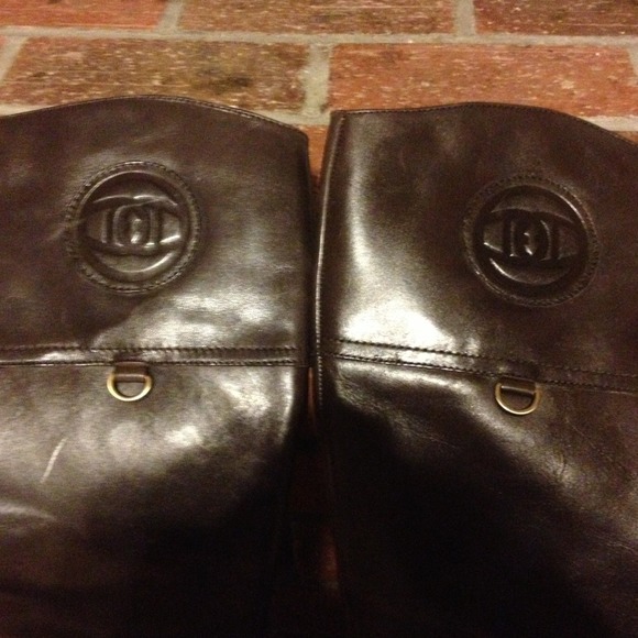 Etienne Aigner brown riding boots - Picture 2 of 3