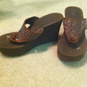 Brown wedges