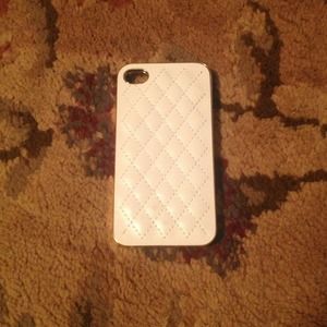 I'm selling a brand new iPhone 4/4s phone case