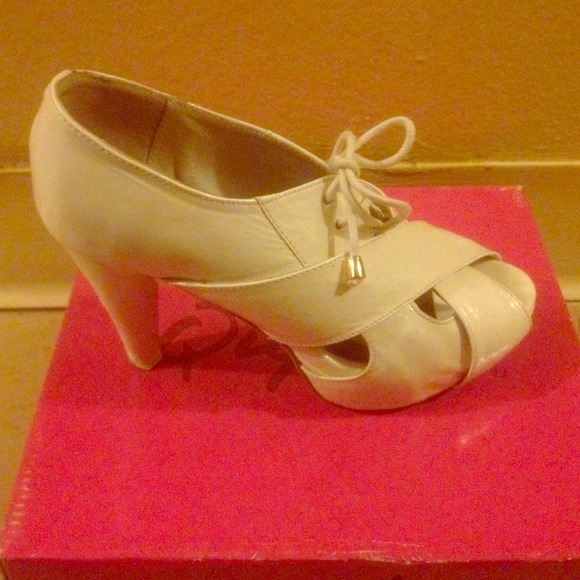 Aldo Leather sandals