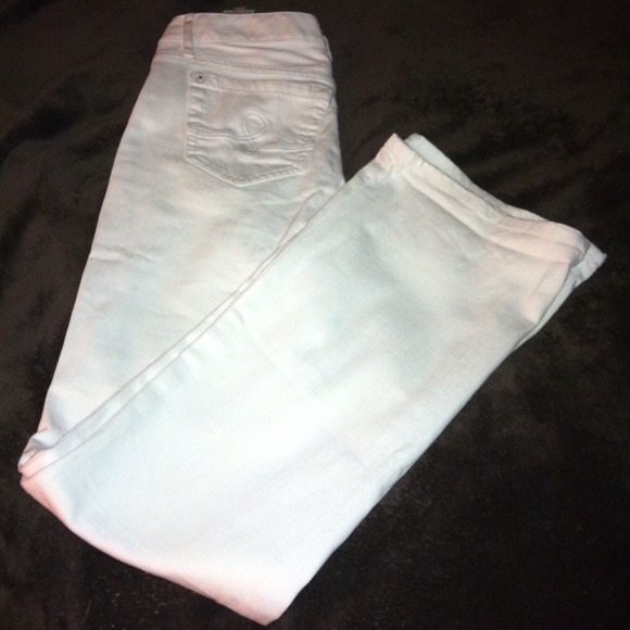 🌟REDUCED🌟 Lilly Pulitzer boot cut white jeans