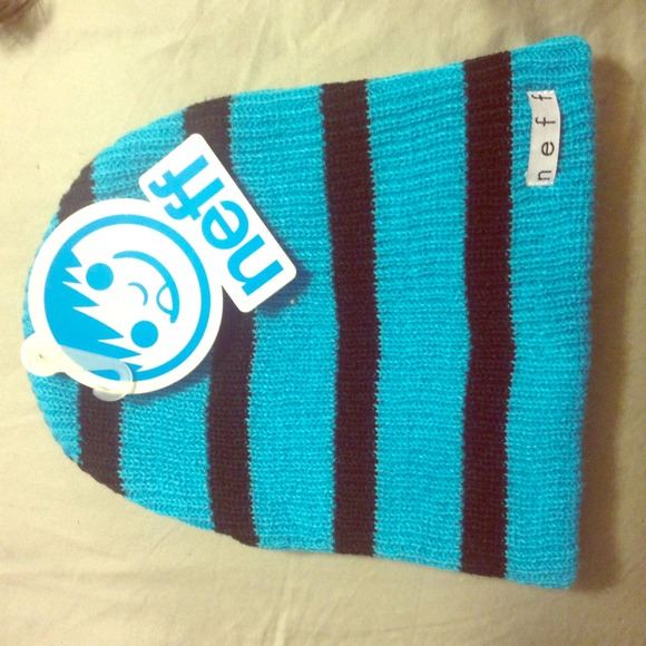 Blue/navy neff beanie.