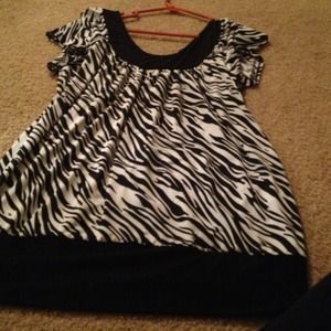 NWT Zebra Tunic.