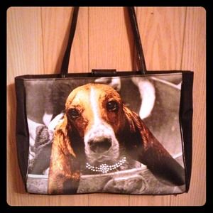 Purse with basset hound decor.