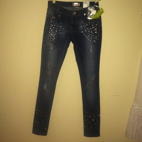 ***SOLD***Reduced****Super sexy Rhinestone jeans.