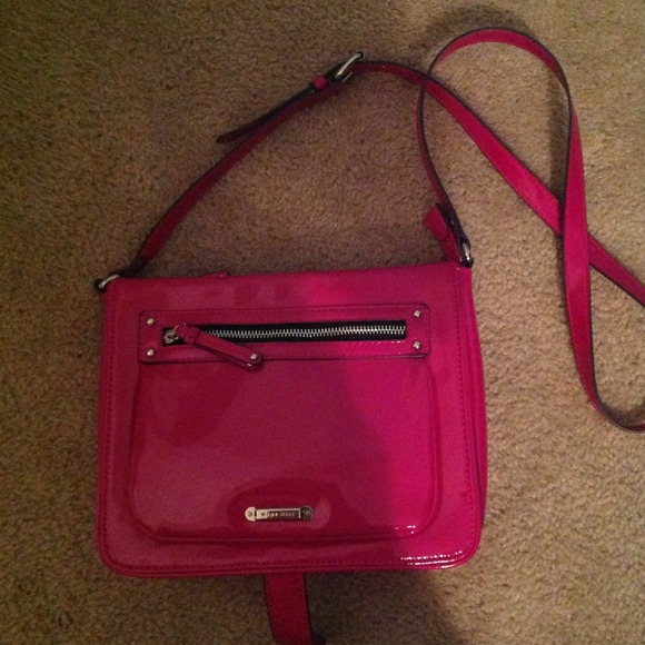 **RESERVED**Nine West Crossbody purse