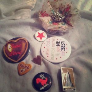 Bundle of pins ! :))