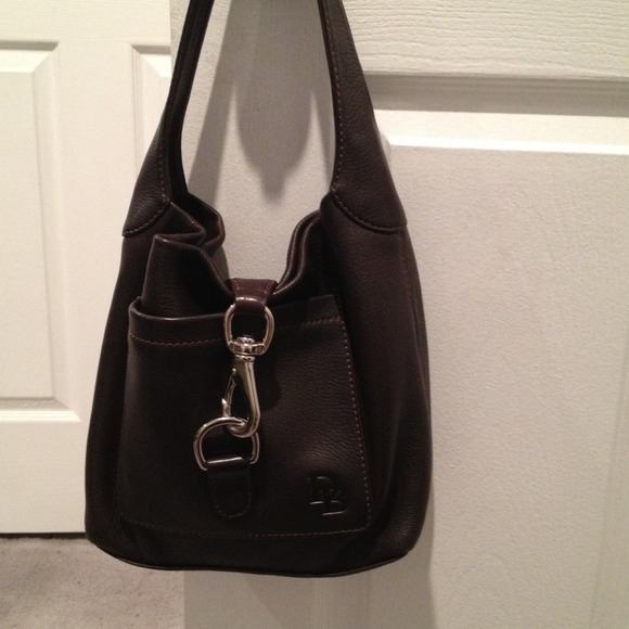 💯Authentic Dooney & Bourke Purse