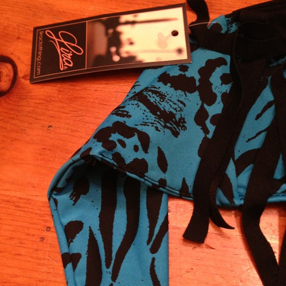 ❌BUNDLED❌Animal print fridge bathing suit top - Picture 2 of 4