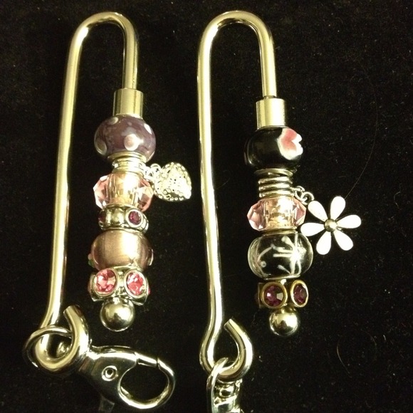 Purse hanging key chain - Picture 2 of 4