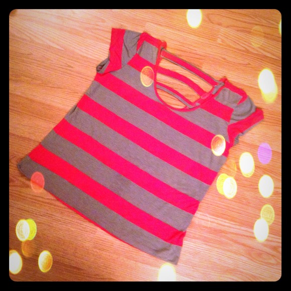 SOLD Gray & red striped tee