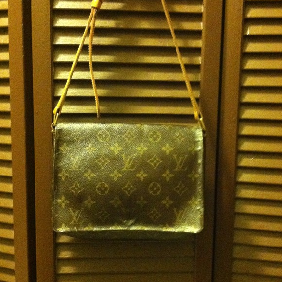 Auth Louis Vuitton