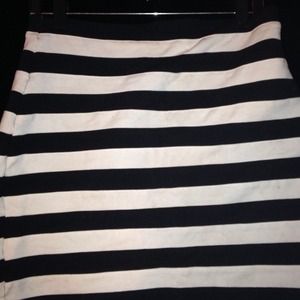 Express Pencil Skirt