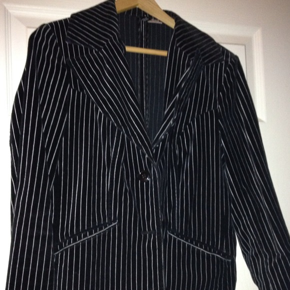 Black & cream Blazer