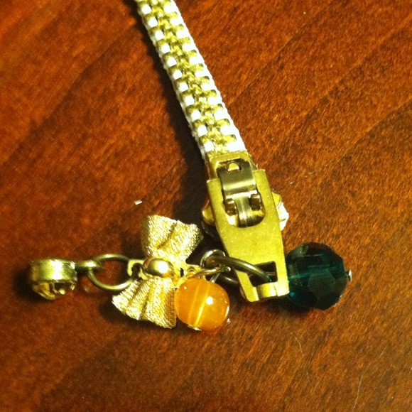 Zipper Bracelets HOT HOT! Buy before the sell out! - Picture 4 of 4