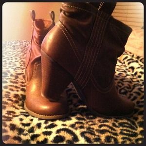 🚫SOLD in a trade! 🌙