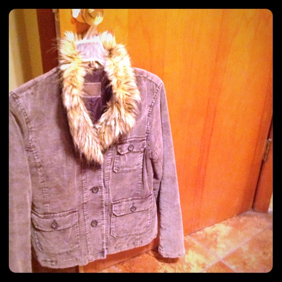 Jacket with fur trim