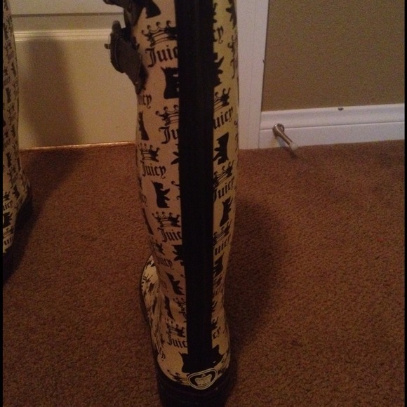 Juicy couture rain boots - Picture 2 of 4