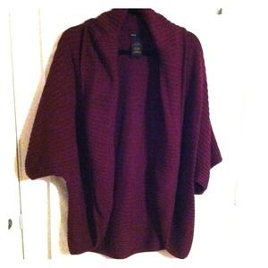 Maroon/Burgundy sweater shawl