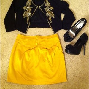 ❌Reserved❌Yellow skirt w/blue skirt