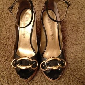 Two Lips women wedge sandal