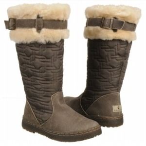 Bearpaw boots