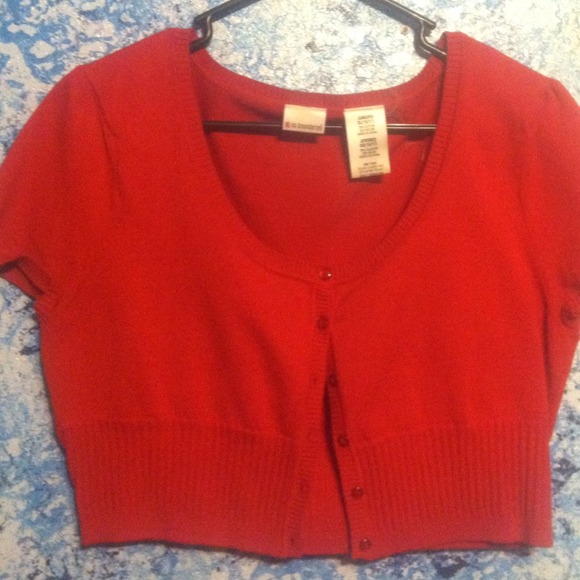 Short red Sweater