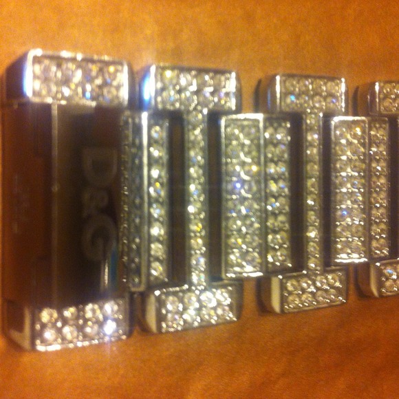 Dolce & Gabbana crystal watch main image 4